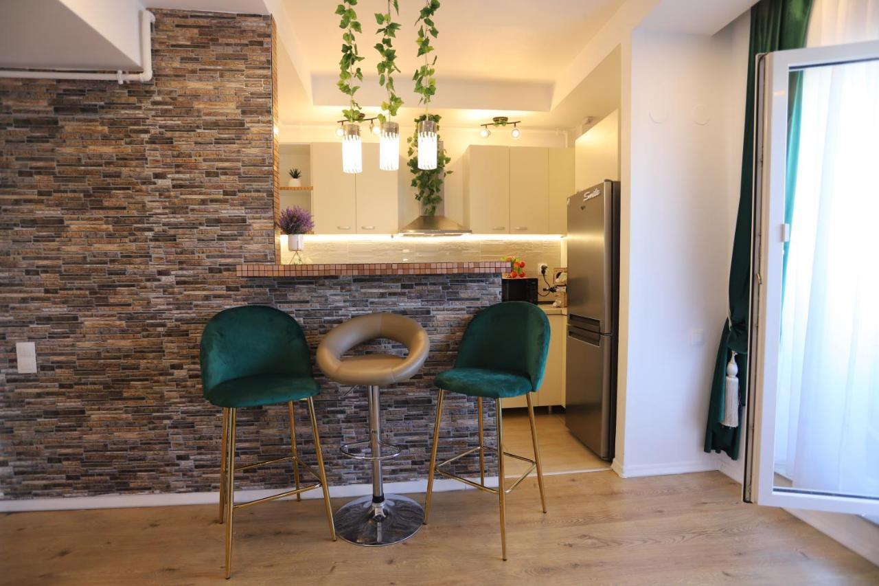 Apartament Beauty Smarald By Cosmopolis Stefanestii de Jos Exteriör bild